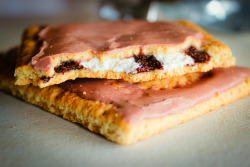 yssirhcmik:  S’mores Pop Tarts 