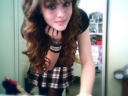 simply-sara: I like my “school girl” outfit.