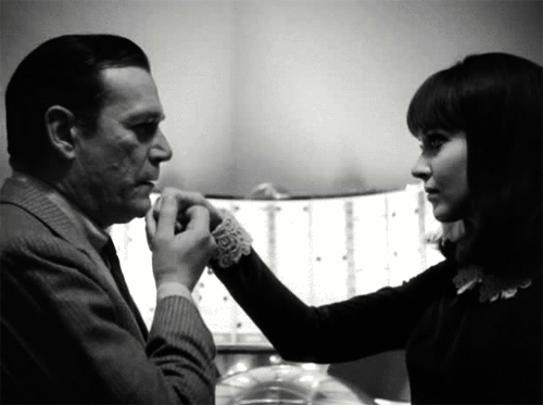 film-instant:  “I dont know what to say. Theyre words I dont know. I wasnt taught them. Help me.”  Alphaville, une étrange aventure de Lemmy Caution (1965)  