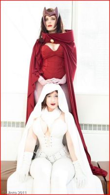 turner-d-century:  Scarlet Witch Cosplay