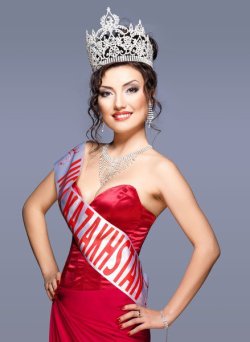  Assel Kuchukova - Miss World Kazakhstan 2010 