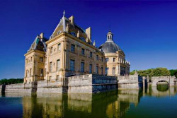 Château de Vaux-le-Vicomte, Paris  from Fotopedia