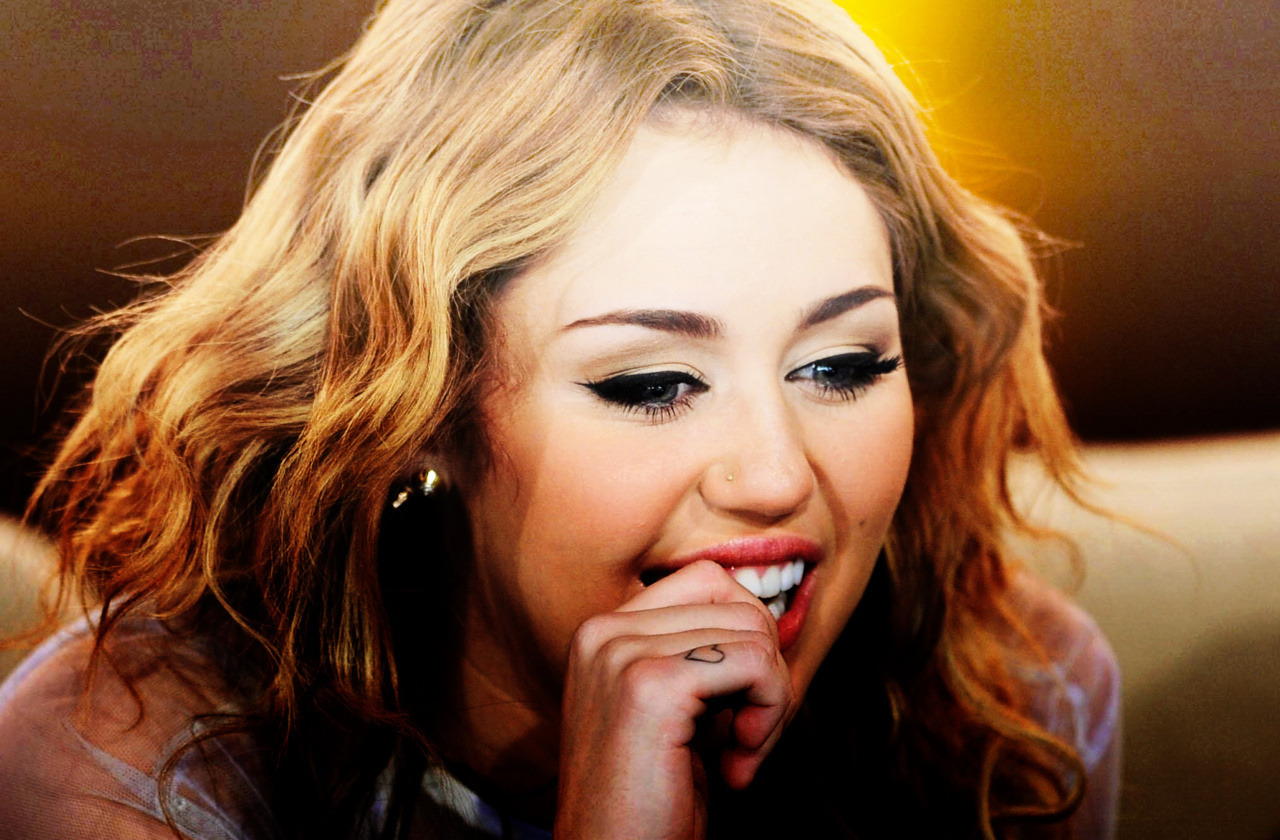 RADIATE LOVE