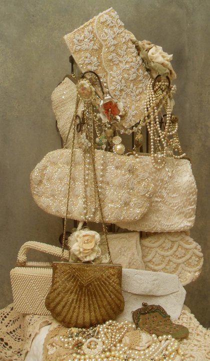 thisbeadifulworld:  Beaded purse collection, from late 1800’s to the 1960’s by Resurrection Rags 