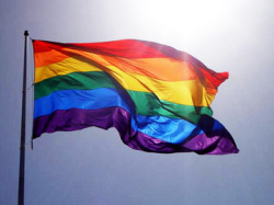 makemewannasing:  17 de Maio, Dia Internacional Contra a Homofobia.  Feio é ter preconceito. O AMOR É PRA TODOS. 