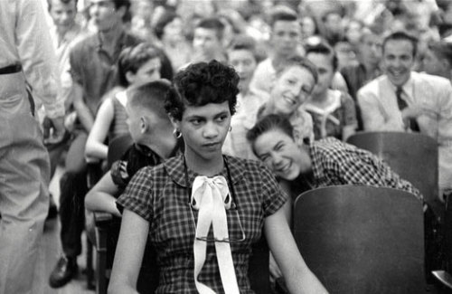 bulinachinashop: Dorothy Counts was one of first four black students to integrate North Carolina pub