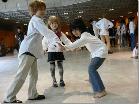 ciel-kyoukino:  SO, cosplay picture of the day :D  THEY’RE SO CUTE, I LOVE IT