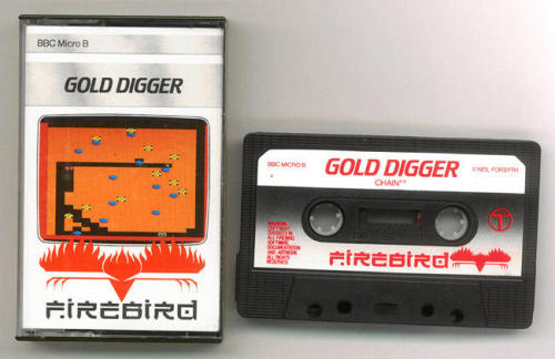 Forget Disc vs Cartridge, I prefer my games on Audio Cassette.