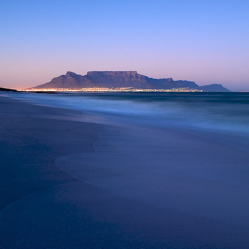 hresvelgr:  ケープタウン Cape Town, 南アフリカ South Africa (by Lino Steenkamp)