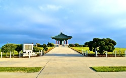 fuckyeahphotography:  Korean Friendship Bell @ San Pedro, California  been there =D