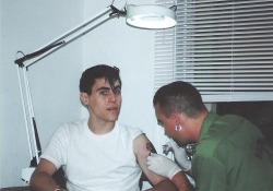 krystinalisette:  hewhocaughtfire:  cocainexconrad:  Johnny Depp getting tattooed on the set of “Crybaby”  Sorry to bust your bubble, but that’s Davey Havok  Oh my God, was that for real?  wait wat.