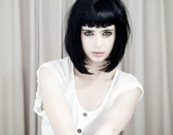 seksiactress:  Krysten Ritter 