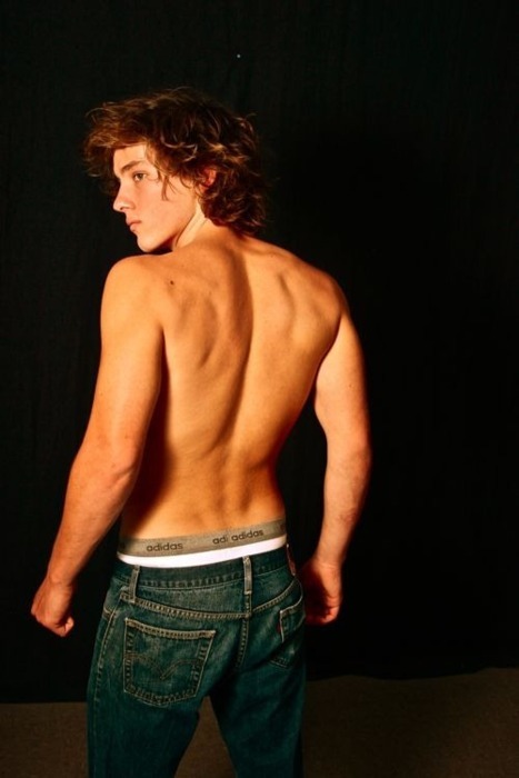 hotbeautifulboys:  I can’t imagine how beautiful the front is, if the back looks