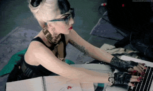fuckyeahladygaga:  Submitted by englishpeopledrinktea 