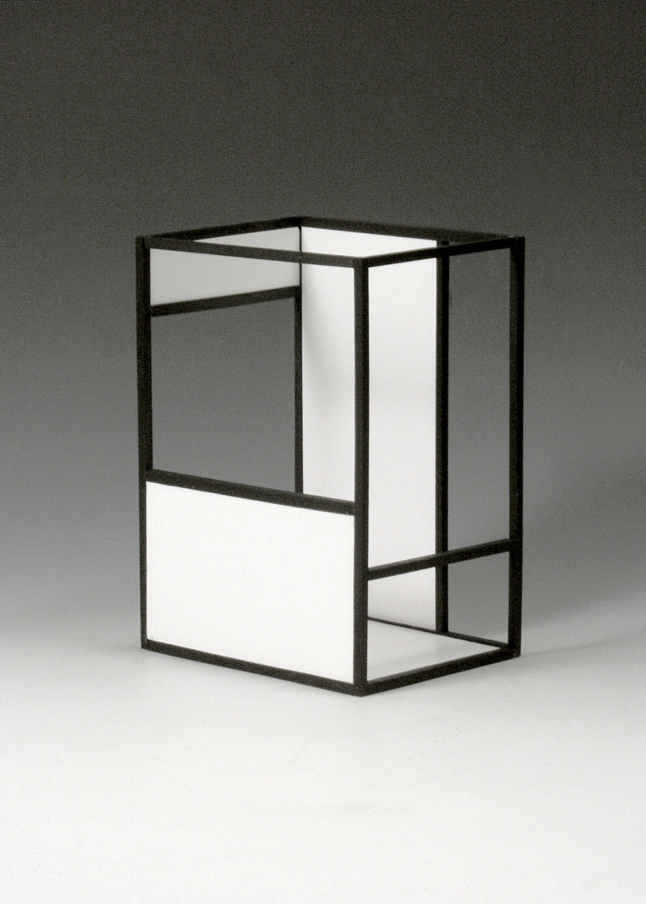 symmetrical:  (via jpegheaven)  Esther Stocker    Mondrian byłby dumny.