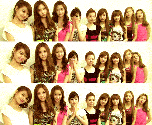 isnsdsone:  another group gif 