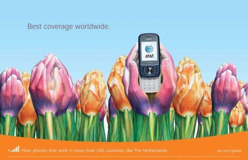 this is an AT&T advertising campaign that was designed by Jose Estrada, a Mexican, who won a million dollars in an open competition organized by AT&T just using painted hands and a mobile phone. Quite amazing!!! Enjoy it!
