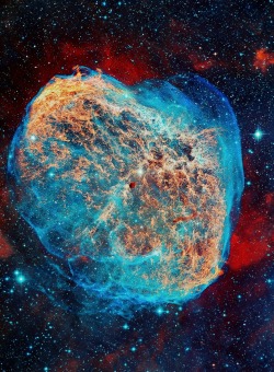 Kassafrassa:  Khelad:  Cosmosplasma:   The Crescent Nebula  An Emission Nebula In