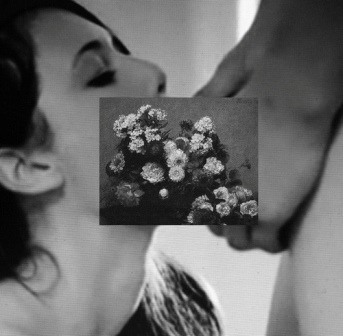 violetaviolenta:  be romantic, give her flowers. 
