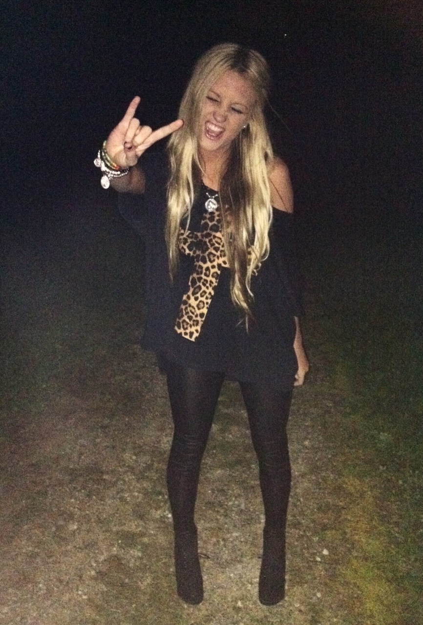 hipsterr-whoore:  *want more hipster on your dash??* ✞ hipsterr-whoore.tumblr.com ✞