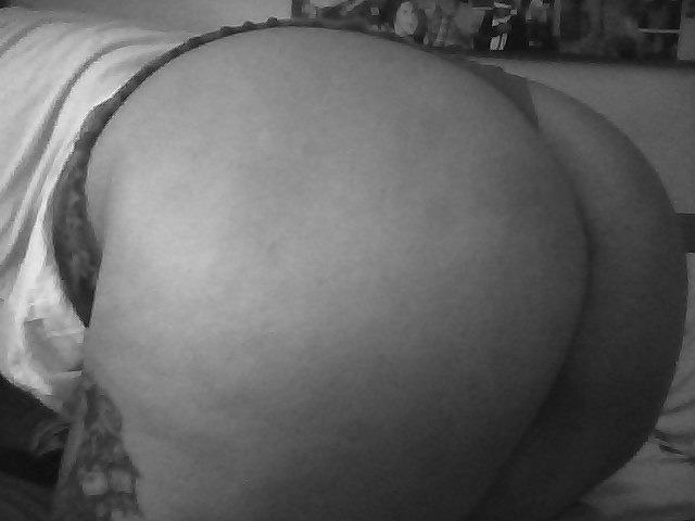 rememberingwhoiam:  Thong Thursday? Except not really wearing a thong, well I suppose