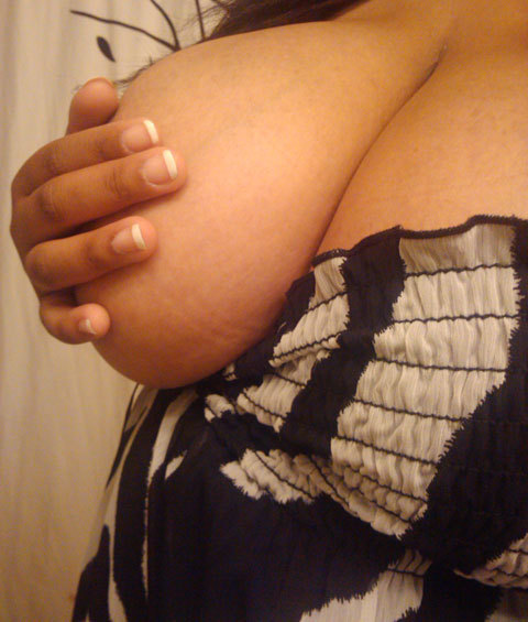 lovesbiggirls:  How could I not?   collegechristina:  Zebra Print Photo Set. I was going through some childhood toys in my attic today when I cam across some of my old CT Polaroids… I dusted them off and then scanned them into the computer and uploaded