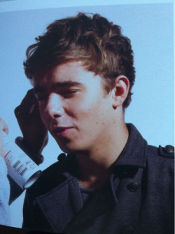 soniaaaaaxx:  Hehe Nath’s face …. glad