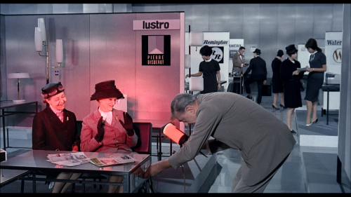 Play Time by Jacques Tati (1967) I was wasting time on Tumblr yesterday when I stumbled upon a post 