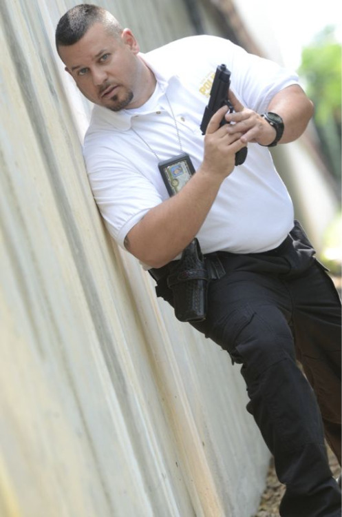 hisbear33:  tony chub in action.. Playing cops and bears on bear tv!!