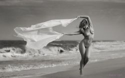 Nudeforjoy:  Something Fun To Do On A Windy Day At The Beach..naturally. 