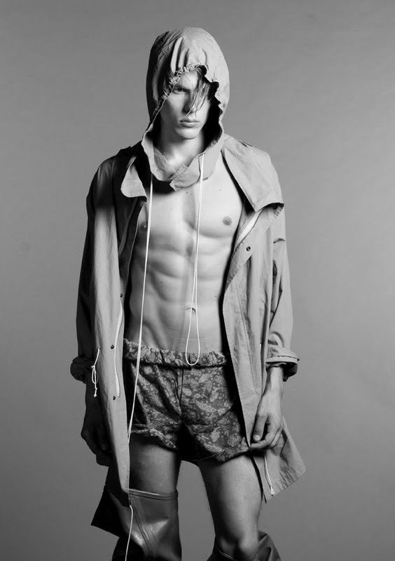 @desirable.men