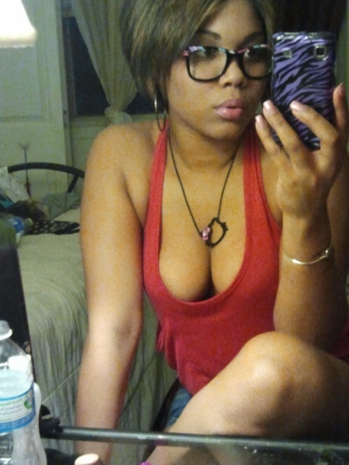 heeledhomicide:  Stripes.  adult photos