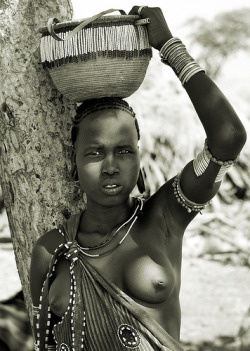 my-africa-is-beautiful:  Mursi Tribe, Southern