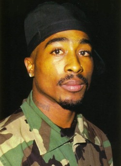 thuglife-thugzmansion:  oh pac 