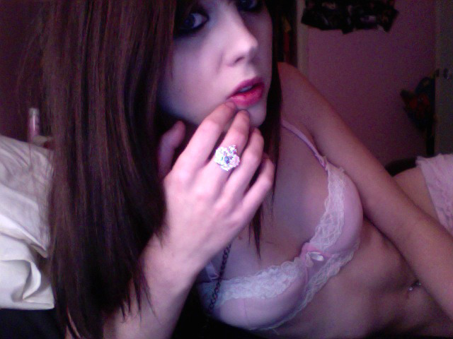 meowfricky:  Lol guess I’m a slut or sumshit. Sorry I lied to you before anon.