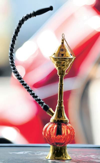 fakhfakhina:  Little hookah. 