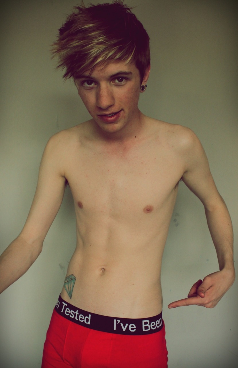 Cute naked twink boy nude