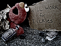 poppunk-odin:  Poor elmo :(