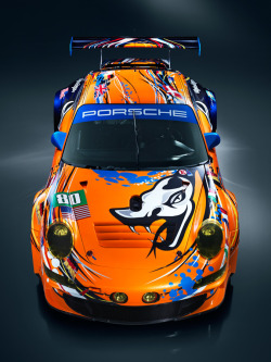 motomania:  Flying Lizard Porsche 911 GT3 RSR, ready for the 24 Hours of Le Mans. 