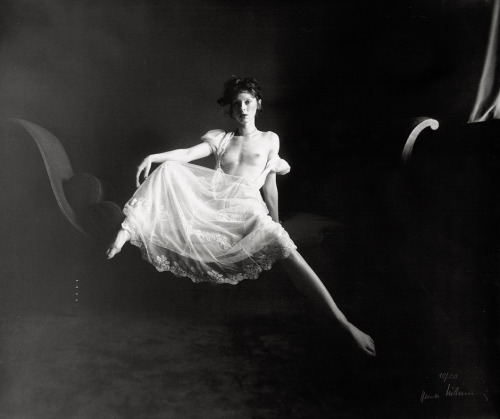 holdthisphoto: “Madame Recamier IV”, 1974 by Karin Székessy (via)