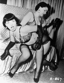 vintagegal:  Bettie Page 