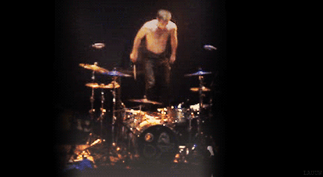 thanksmcfly:  THE FUCKING DRUMMER. 