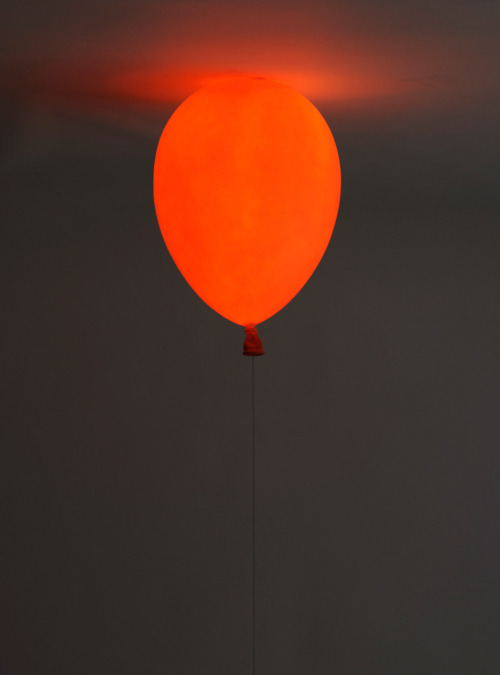 2dots: Balloon Lamp by h220430