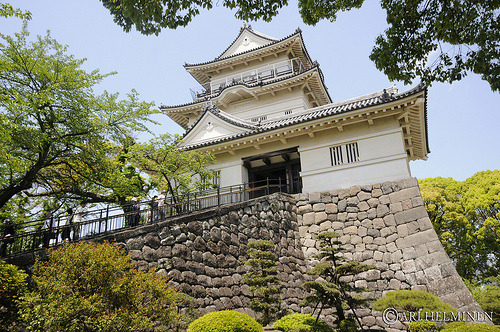 japan-mania:  Beautiful Castle 湯河原町, 日本. Yugiwara Japan (par aginorz)