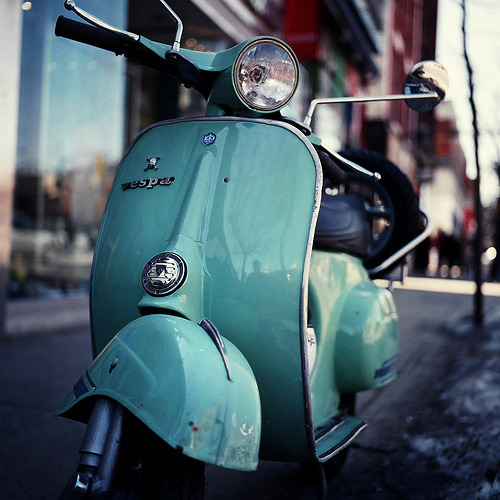 honeyandmetropolis:  Rock the Vespa (by jonathan ponce) it’s all I want.  fuck