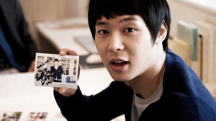 Happy Birthday to you Happy Birthday to you Happy Birthday to Micky Yoochun ♥ ♥