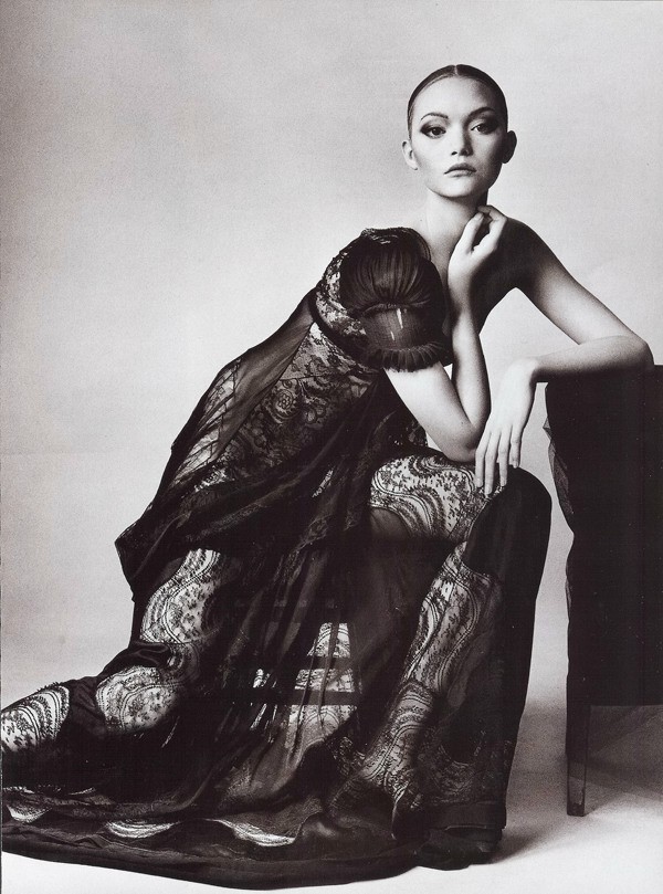 sansdoux:  Gemma Ward in The Balenciaga Mystique for US Vogue March 2006 by Irving