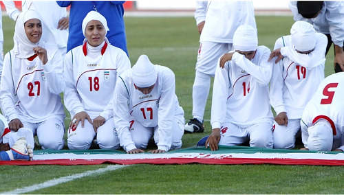 ohhhkay:ohsocontrary:iwillbuildempires:seaofgreen:Iranian Women’s National Soccer Team Banned from O