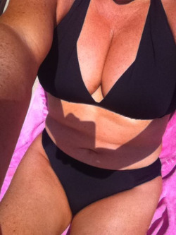 boredmilf:  Someone told me I was too fat to wear my bikini to the pool. Fuck that. TY tumblrs for the &lt;3 and making me confidant enough to flaunt my curvy curves.