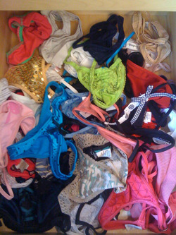 lookwhatsinmypanties:  a delightful smorgasbord